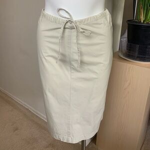 So Stretch Skirt. size 3